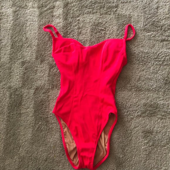 Swimsuit with tummy control - Picture 1 of 3